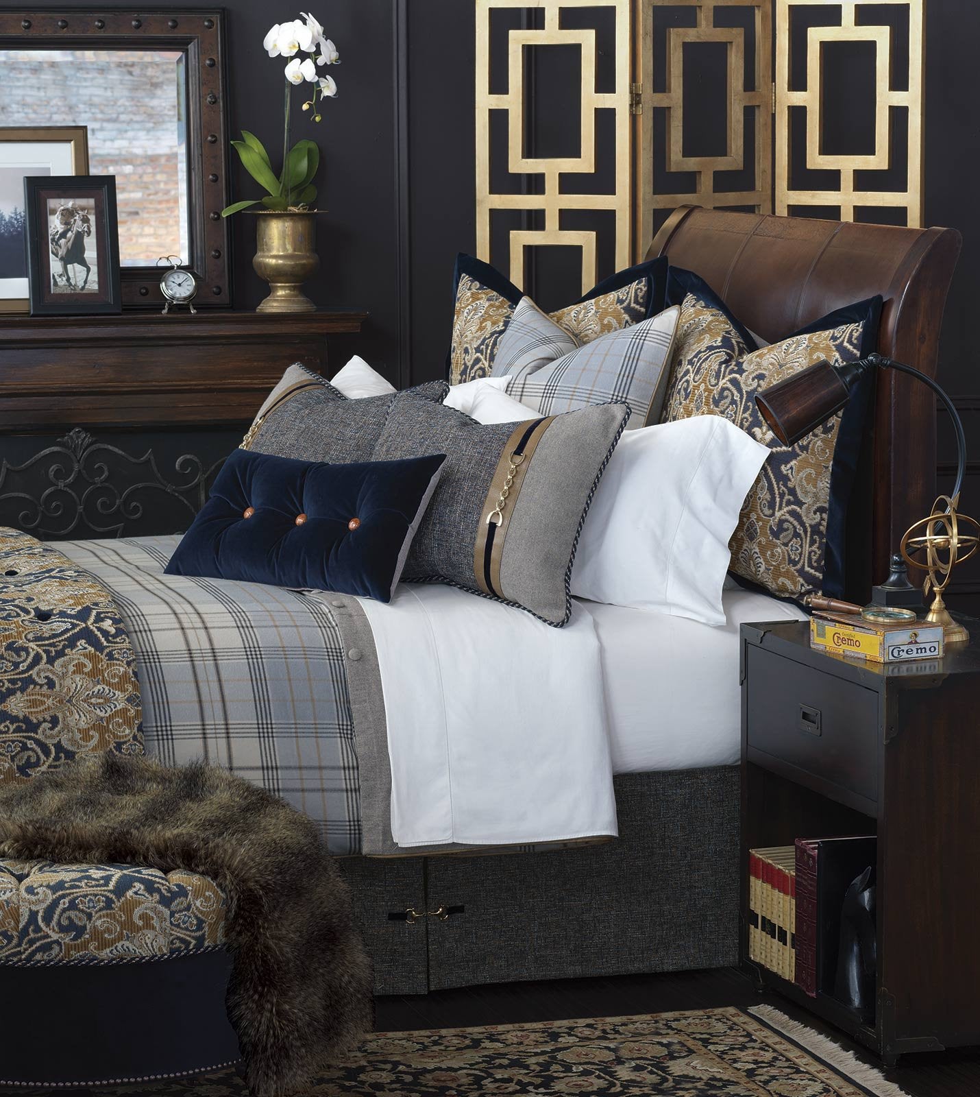 Kensington Manor Upholstered Ottoman - Bedding Luxuries