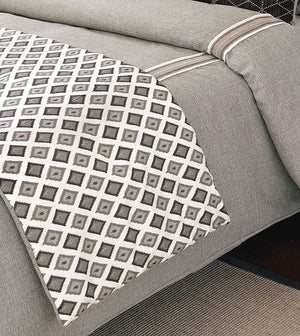 Nova Geometrics Luxury Bedding - Bedding Luxuries