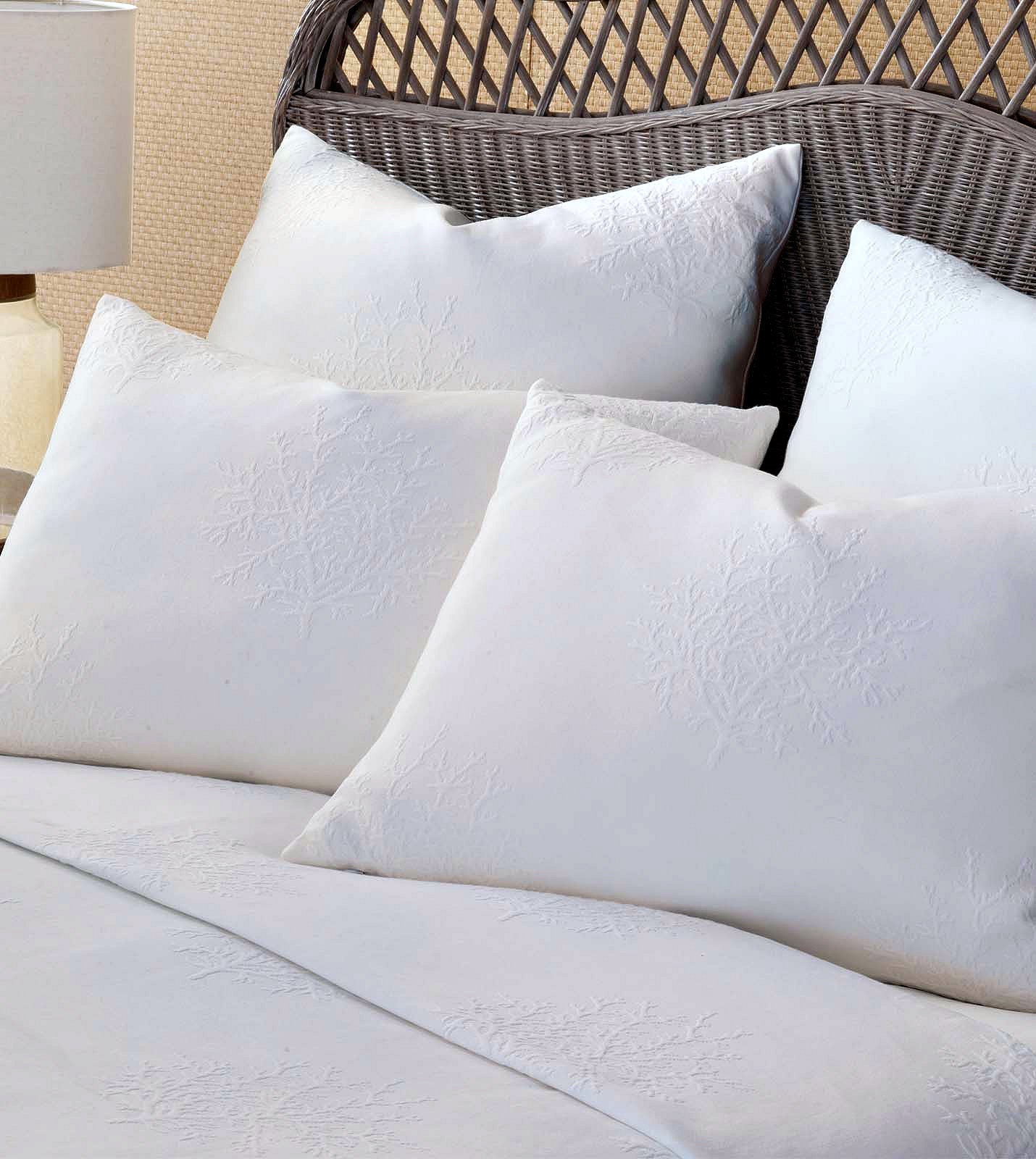 White Coral Matelassé Bedding - Bedding Luxuries