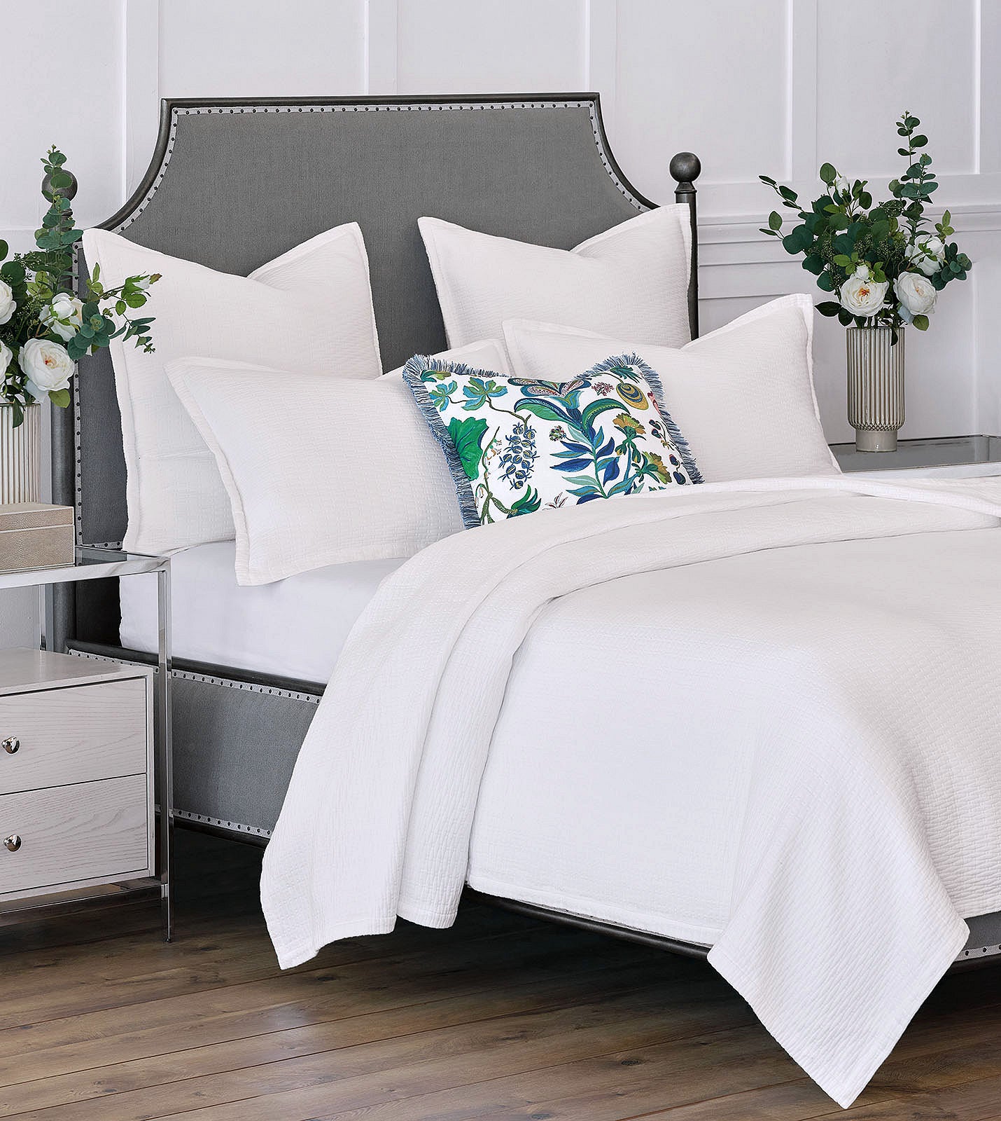 Playa Blanca Luxury Matelassé Coverlet - Bedding Luxuries